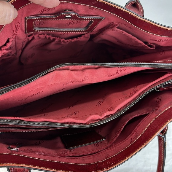 Fossil Red Leather Shoulder Tote Bag - Picture 7 of 9